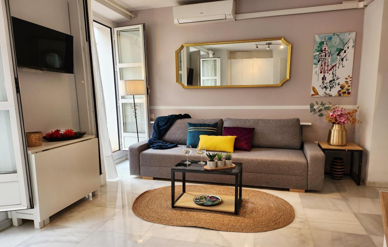 Lovely Center Apartments - Balcony Lux Sol Sevilha Exterior foto